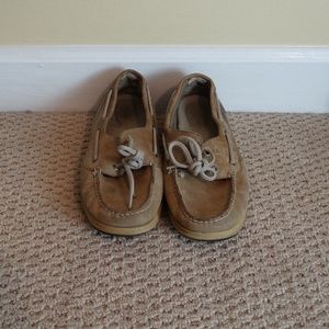 Tan Sperry